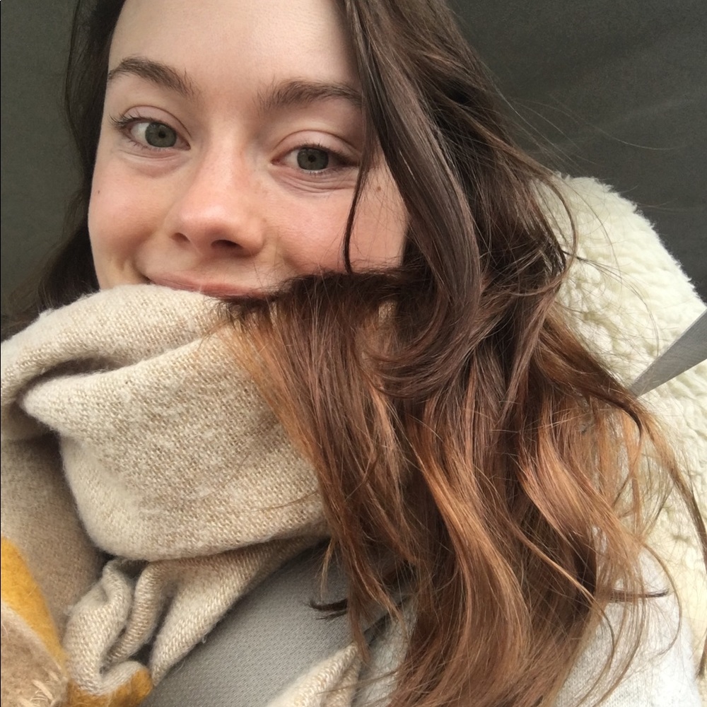 Meet your Posher, Jasmine